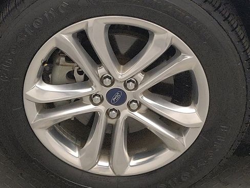 Used 2017 Ford Edge SEL w/ Equipment Group 201A FWD image 31