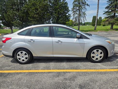 Used 2012 Ford Focus S FWD image 12