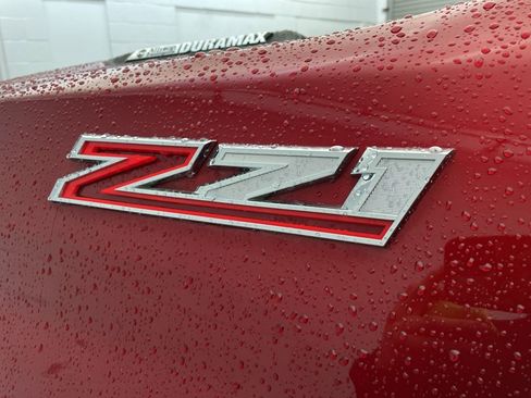 Used 2021 Chevrolet Silverado 2500 LTZ w/ LTZ Premium Package image 13