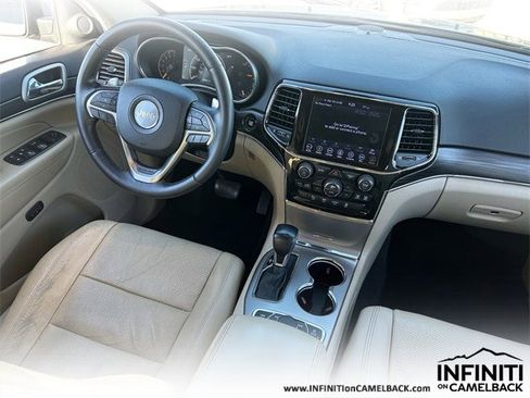 Used 2019 Jeep Grand Cherokee Limited w/ Luxury Group II image 15