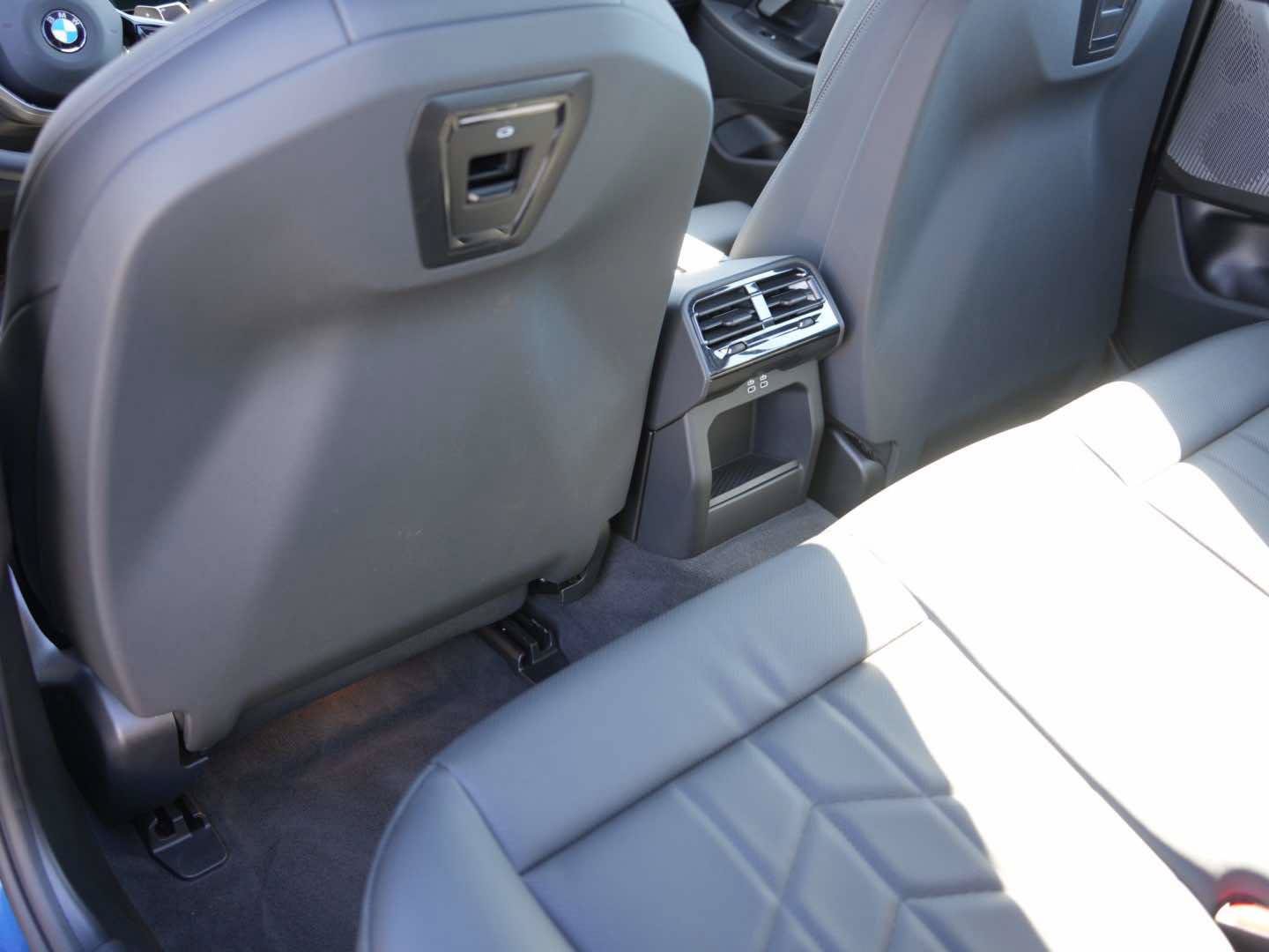 Used 2025 BMW 530i RWD image 9