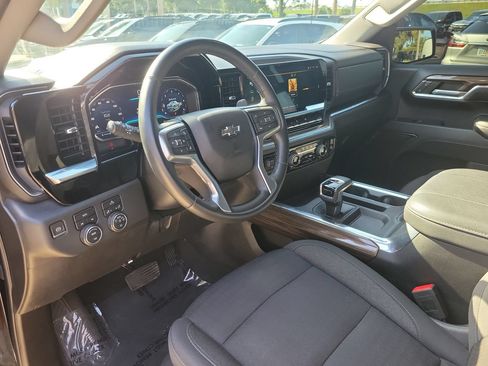 Certified 2023 Chevrolet Silverado 1500 RST AWD/4WD image 15
