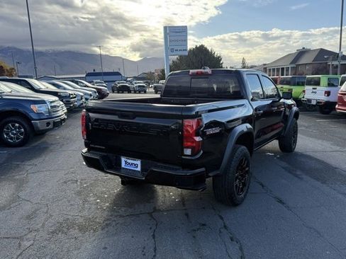 Used 2024 Chevrolet Colorado Trail Boss w/ Technology Package image 6