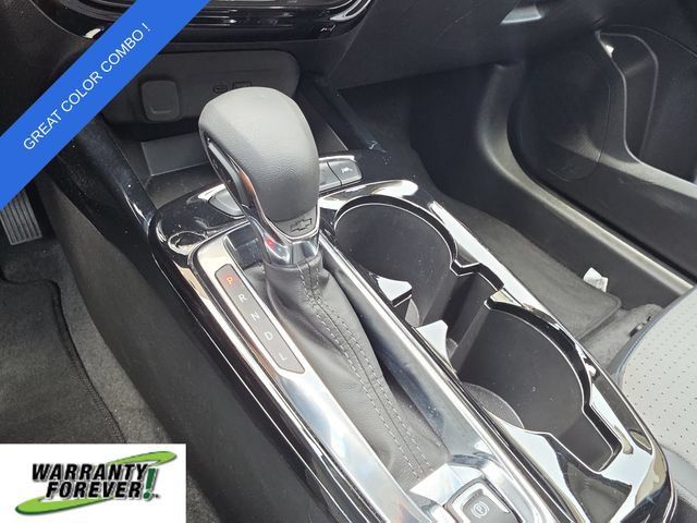 Used 2025 Chevrolet Trax LT w/ LT Convenience Package FWD image 26