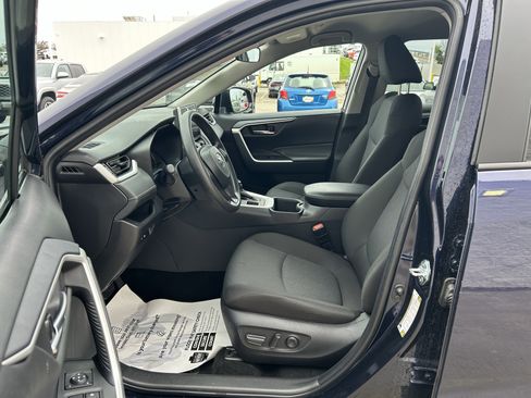 Certified 2025 Toyota RAV4 XLE AWD/4WD image 13