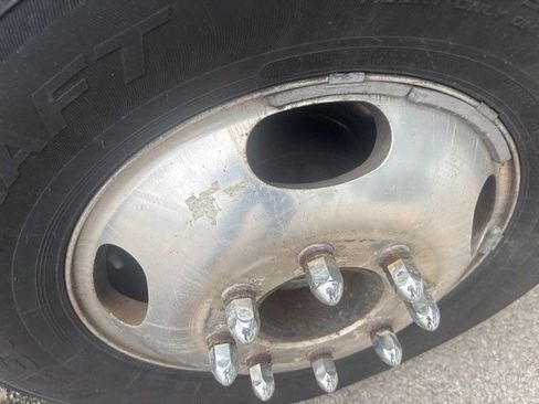 Used 2008 Ford F350 4x4 Crew Cab DRW Super Duty image 5