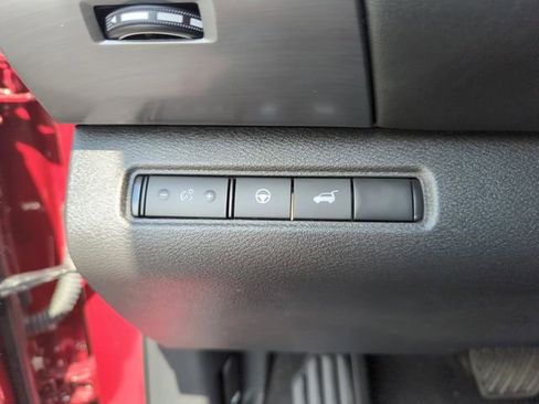 Certified 2025 Nissan Pathfinder Rock Creek AWD/4WD image 35