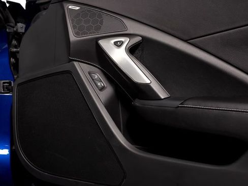 Used 2019 Chevrolet Corvette Stingray Coupe RWD image 57