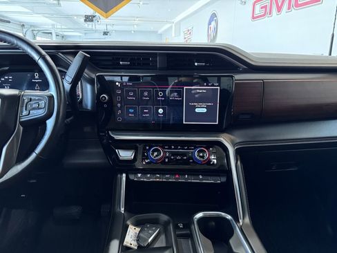 Certified 2024 GMC Sierra 3500 Denali Ultimate image 19