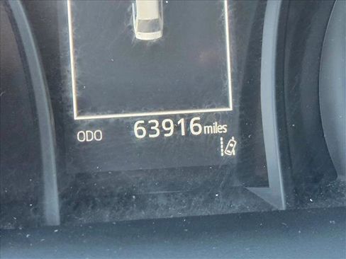 Used 2023 Toyota Camry SE image 11