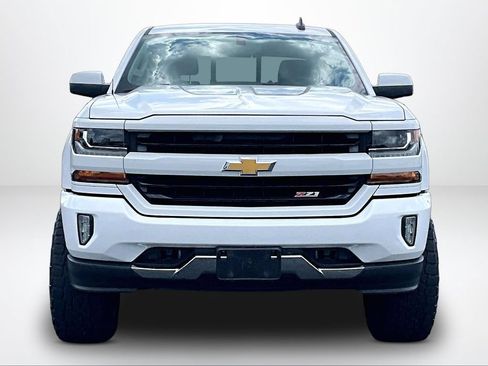 Used 2017 Chevrolet Silverado 1500 LT w/ All Star Edition AWD/4WD image 3