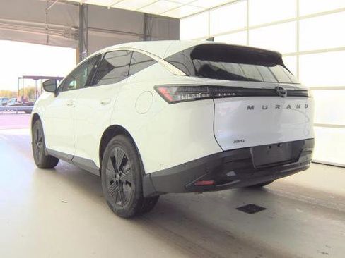 Used 2025 Nissan Murano SV AWD/4WD image 4