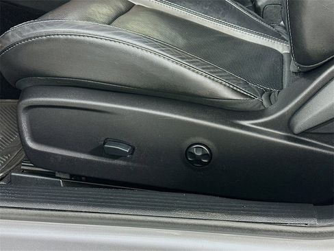 Used 2018 Dodge Challenger SXT Plus image 22