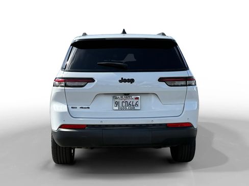 Used 2021 Jeep Grand Cherokee L Laredo AWD/4WD image 4