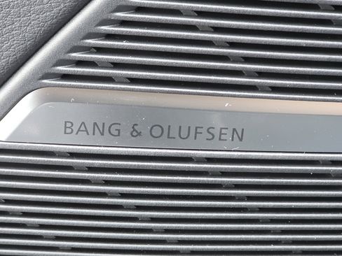 New 2026 Audi Q8 Premium Plus image 8