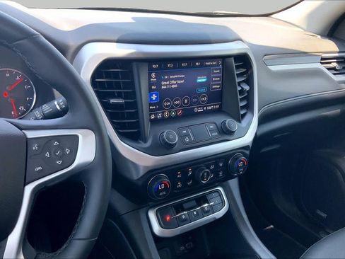 Used 2023 GMC Acadia SLT w/ Elevation Edition FWD image 6
