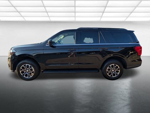 Used 2024 Ford Expedition XLT AWD/4WD image 27