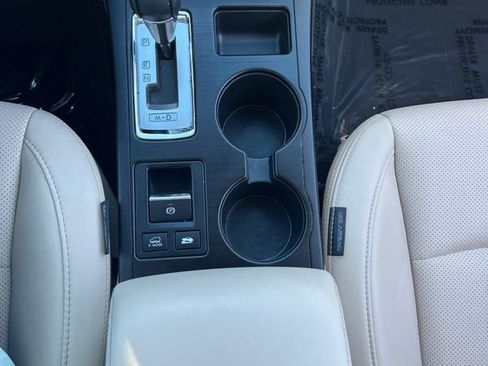 Used 2015 Subaru Outback 3.6R Limited image 18