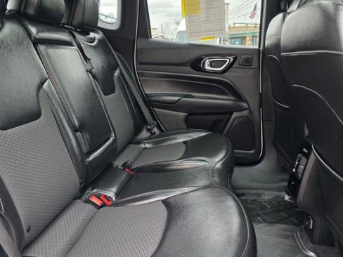 Used 2023 Jeep Compass Latitude w/ Sun and Sound Group AWD/4WD image 13