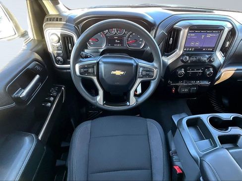Used 2020 Chevrolet Silverado 1500 LT image 5