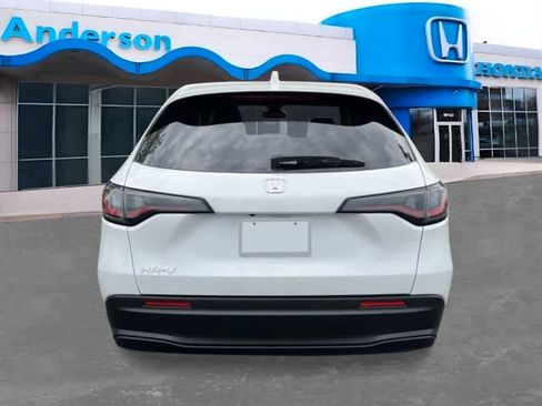New 2026 Honda HR-V LX image 4
