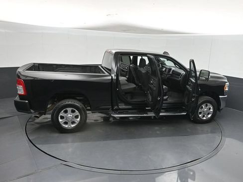 Used 2024 RAM 2500 Big Horn AWD/4WD image 59