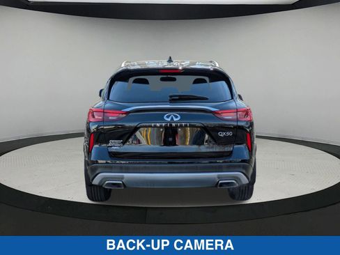 Used 2021 INFINITI QX50 Essential w/ Convenience Package image 5
