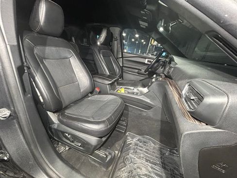 Used 2020 Ford Explorer Limited AWD/4WD image 13