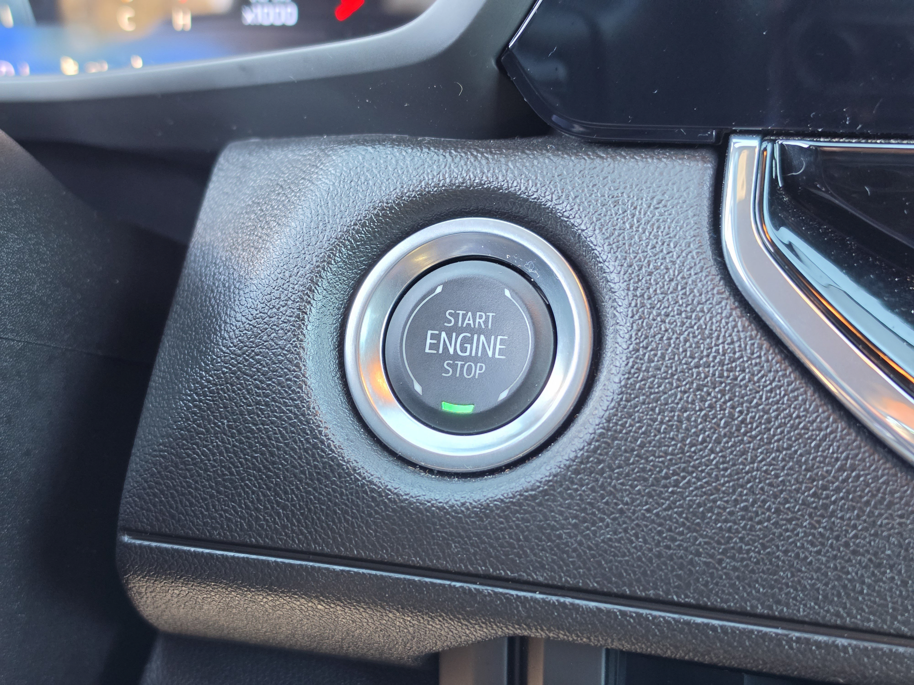 Used 2024 Chevrolet Colorado Trail Boss w/ Technology Package AWD/4WD image 36