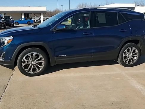 Used 2019 GMC Terrain SLT w/ Preferred Package FWD image 5