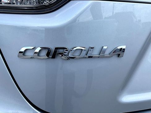 Used 2024 Toyota Corolla LE FWD image 10