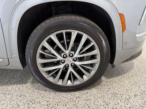 Used 2026 Buick Enclave Avenir w/ Super Cruise Package AWD/4WD image 38