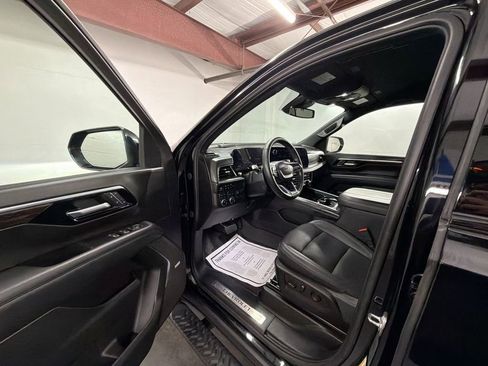 Certified 2025 Chevrolet Tahoe Z71 w/ Comfort Package AWD/4WD image 10