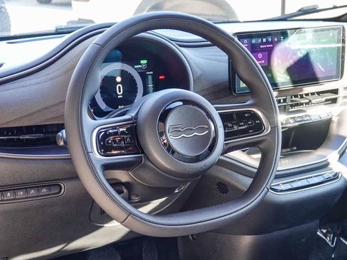 New 2025 FIAT 500 e image 14