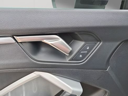 Used 2023 Audi Q3 2.0T Premium Plus w/ Premium Plus Package image 28