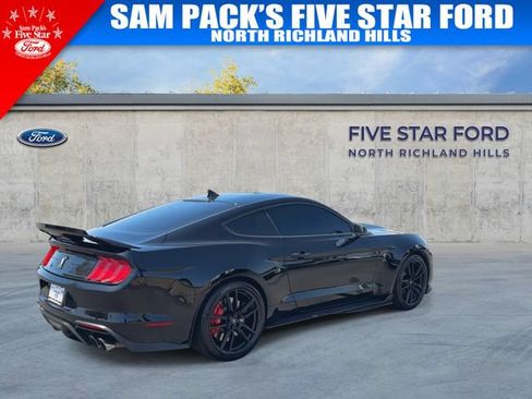 Used 2021 Ford Mustang Shelby GT500 w/ Technology Package RWD image 9