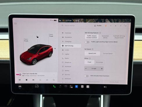 Used 2021 Tesla Model Y Long Range AWD/4WD image 23