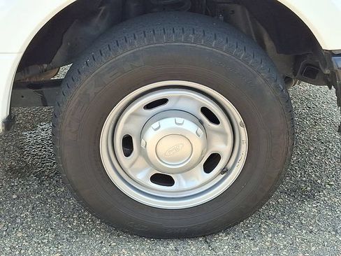 Used 2022 Ford F250 XL w/ Power Equipment Group RWD image 30