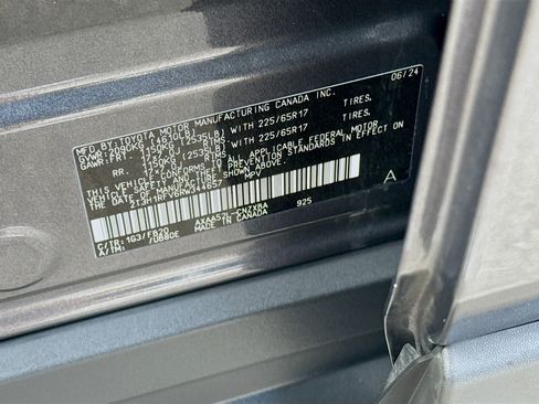 Used 2024 Toyota RAV4 LE FWD image 37