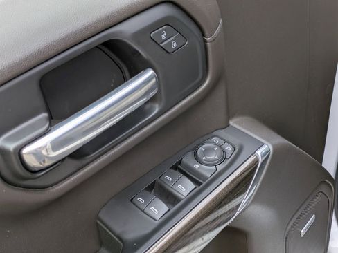 Used 2020 Chevrolet Silverado 1500 RST w/ All-Star Edition AWD/4WD image 10