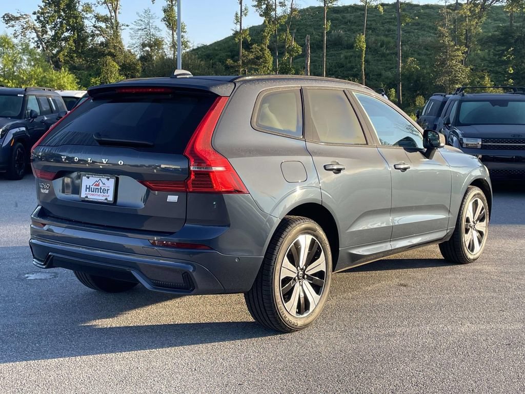 Used 2024 Volvo XC60 T8 Plus AWD/4WD image 28