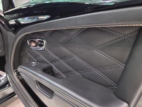 Used 2017 Bentley Mulsanne image 45