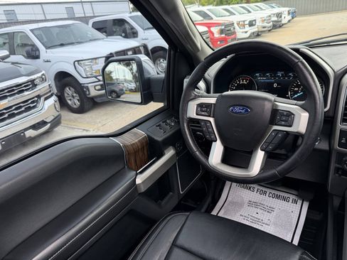 Used 2019 Ford F150 Lariat w/ Equipment Group 502A Luxury AWD/4WD image 19