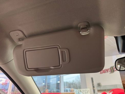 New 2025 Nissan Sentra SR image 25