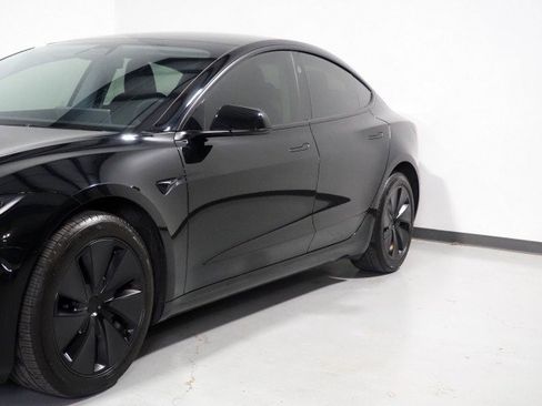Used 2025 Tesla Model 3 AWD/4WD image 49