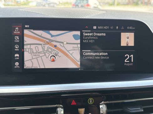 Used 2021 BMW Z4 M40i RWD image 16