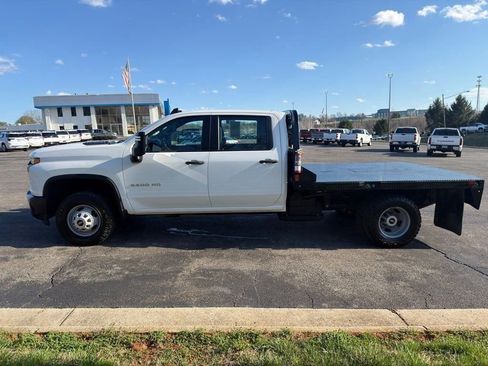 Used 2023 Chevrolet Silverado 3500 W/T w/ WT Fleet Convenience Package image 4
