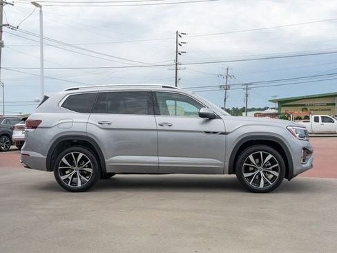New 2026 Volkswagen Atlas SEL Premium R-Line AWD/4WD image 7