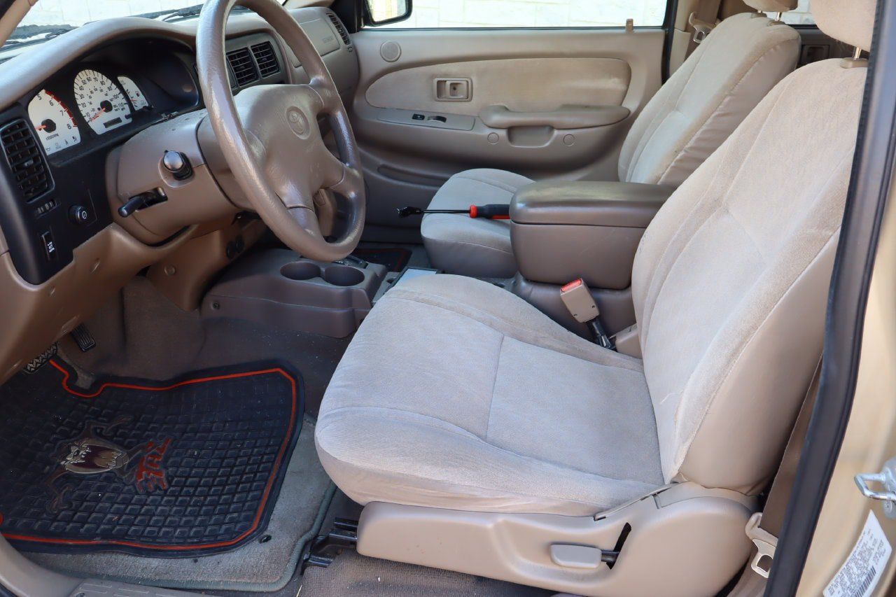 Used 2004 Toyota Tacoma PreRunner RWD image 13