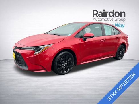 Used 2021 Toyota Corolla LE image 3